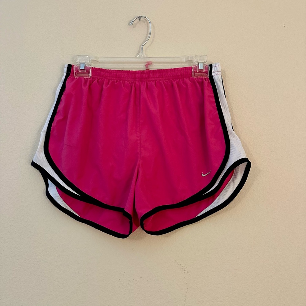 Nike Tempo Women's Vibrant Pink Athletic Shorts